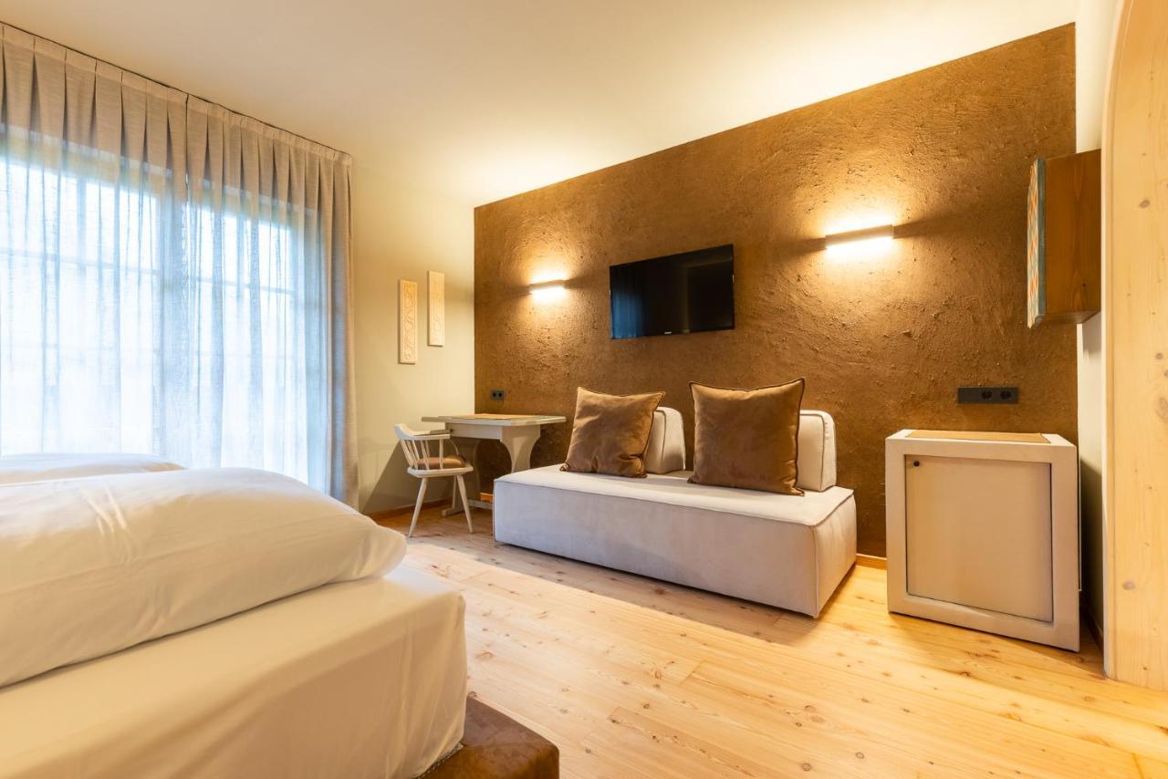 Romantik Hotel Post Нова-Леванте Экстерьер фото