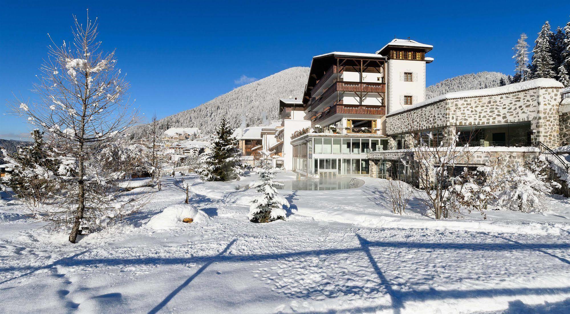 Romantik Hotel Post Нова-Леванте Экстерьер фото
