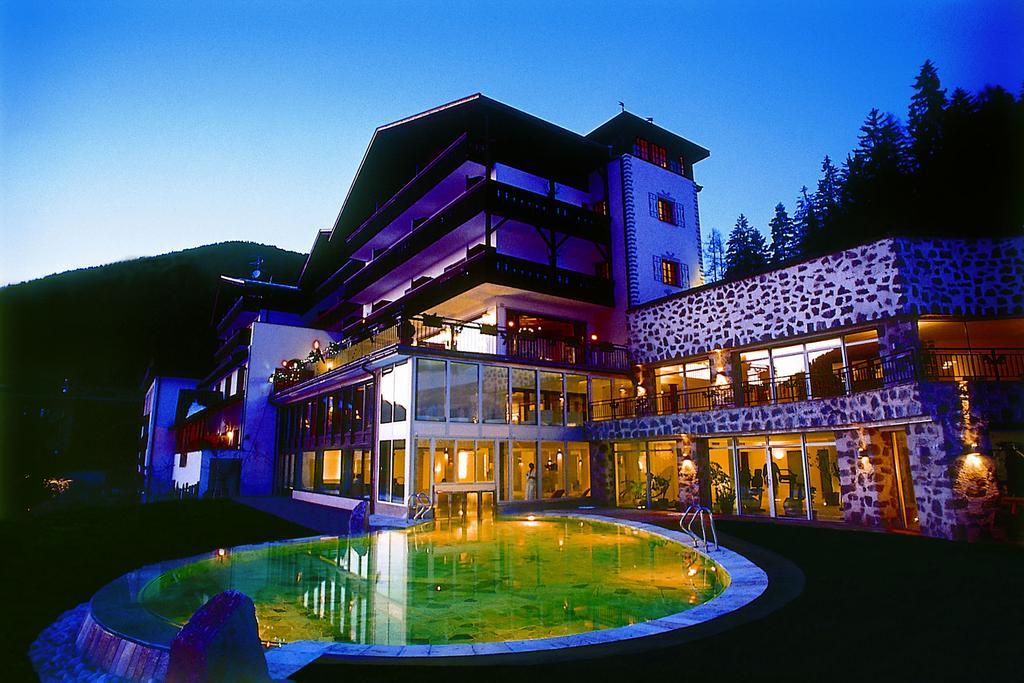 Romantik Hotel Post Нова-Леванте Экстерьер фото